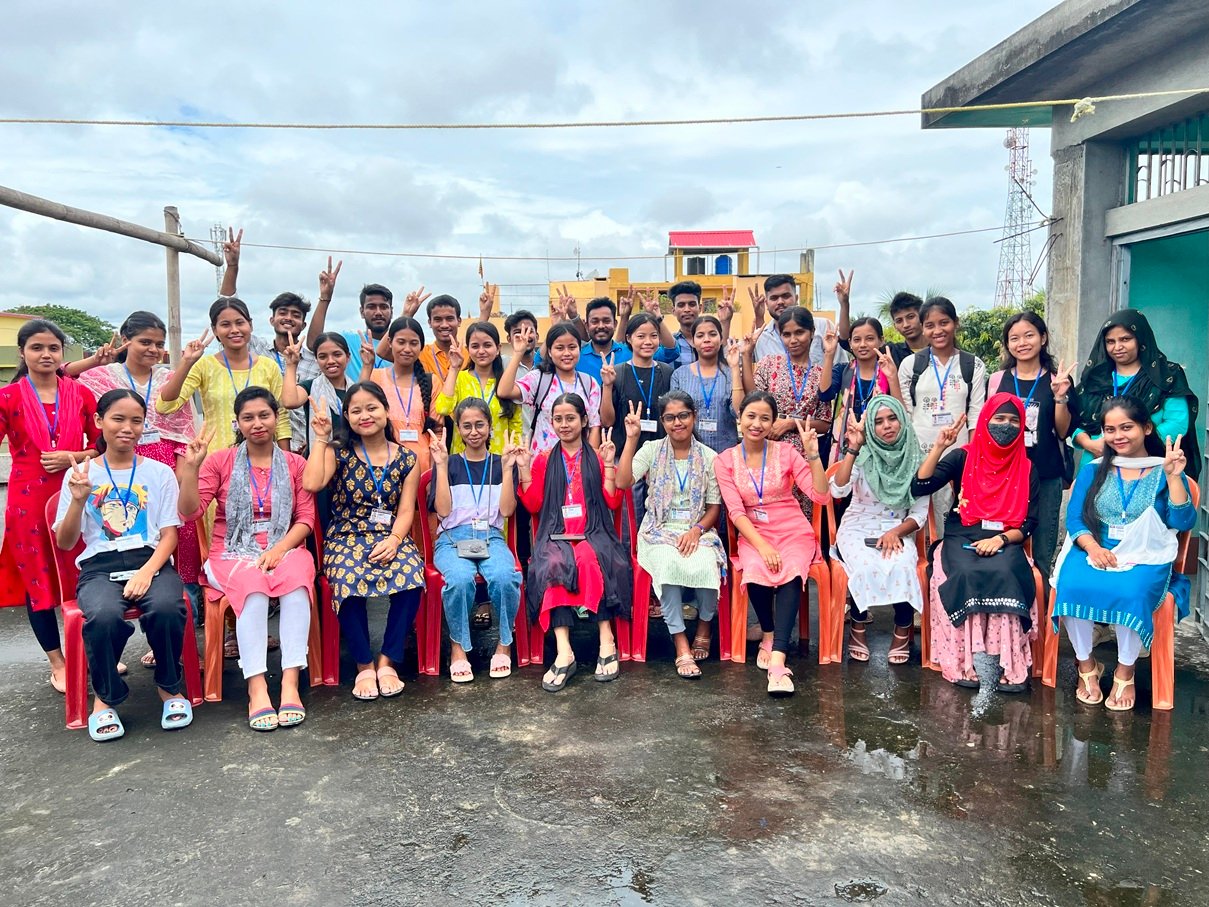 Students of Batch 6 - Axomtech