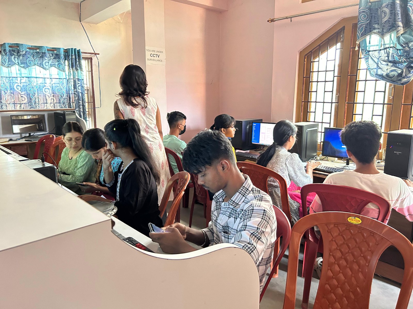 Computer Lab Sessions - Axomtech